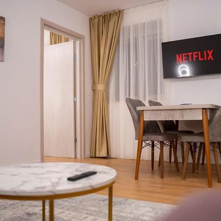 Coban Residence - A3 - Scandinavian Apartment 브라쇼브 외부 사진