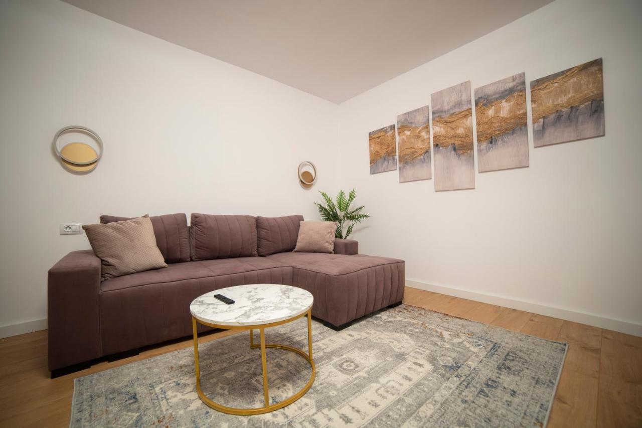 Coban Residence - A3 - Scandinavian Apartment 브라쇼브 외부 사진